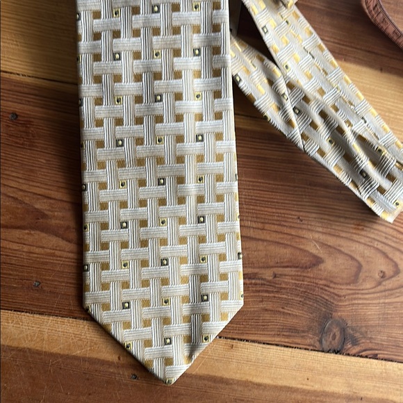 Luigi Borrelli Napoli ITALY SILK TIE